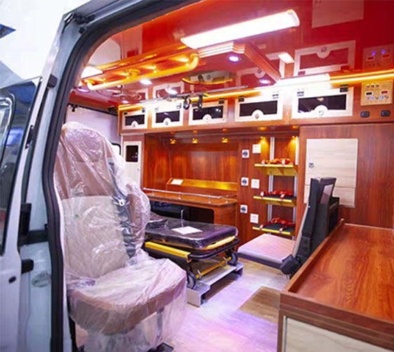 金平车辆内部展示